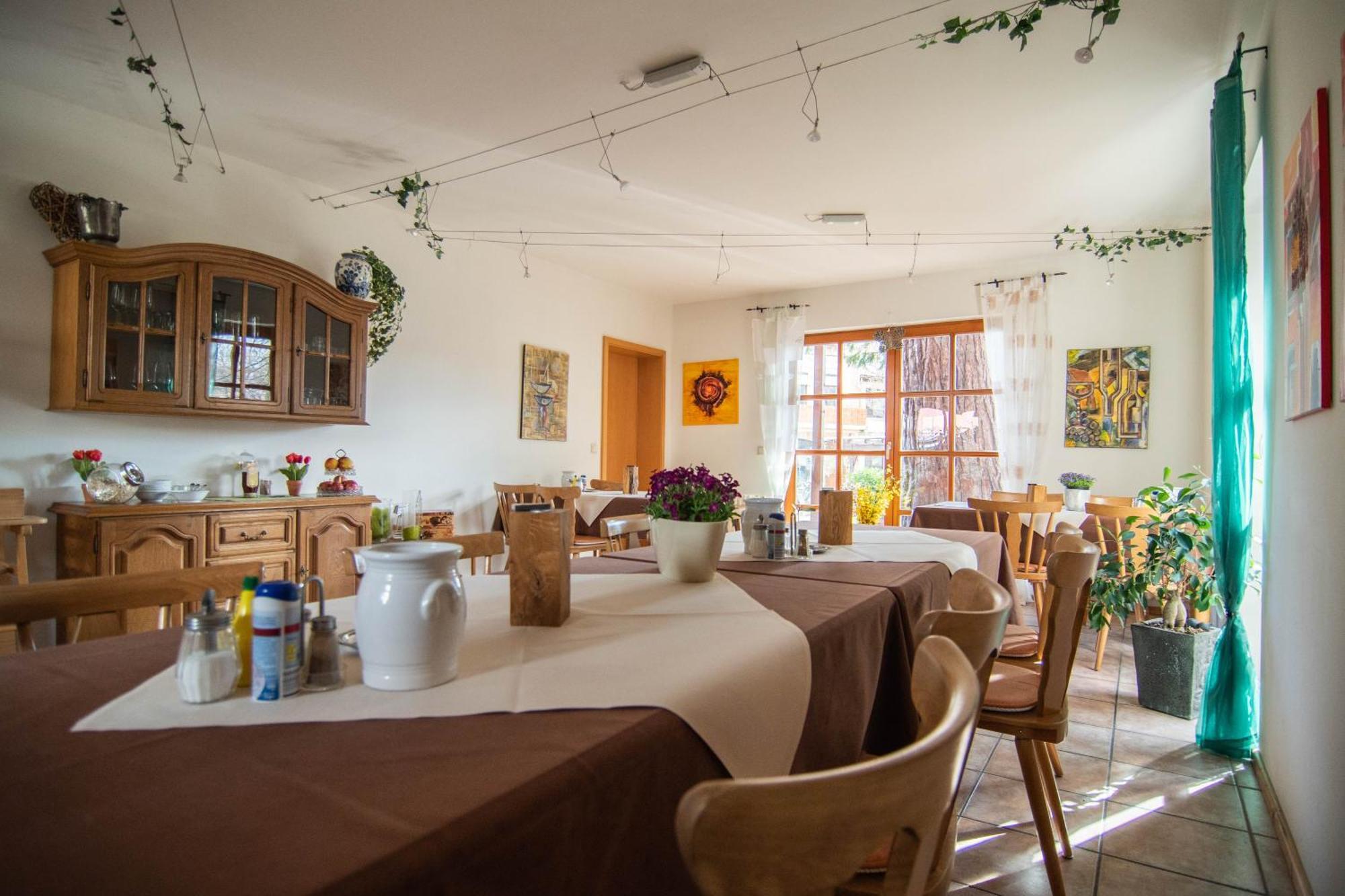 Gaestehaus Hellmer Neustadt an der Weinstraße Extérieur photo
